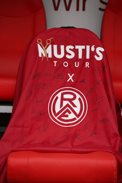 Musti-signierter Friseur Umhang + signierter Ball | Essener Chancen