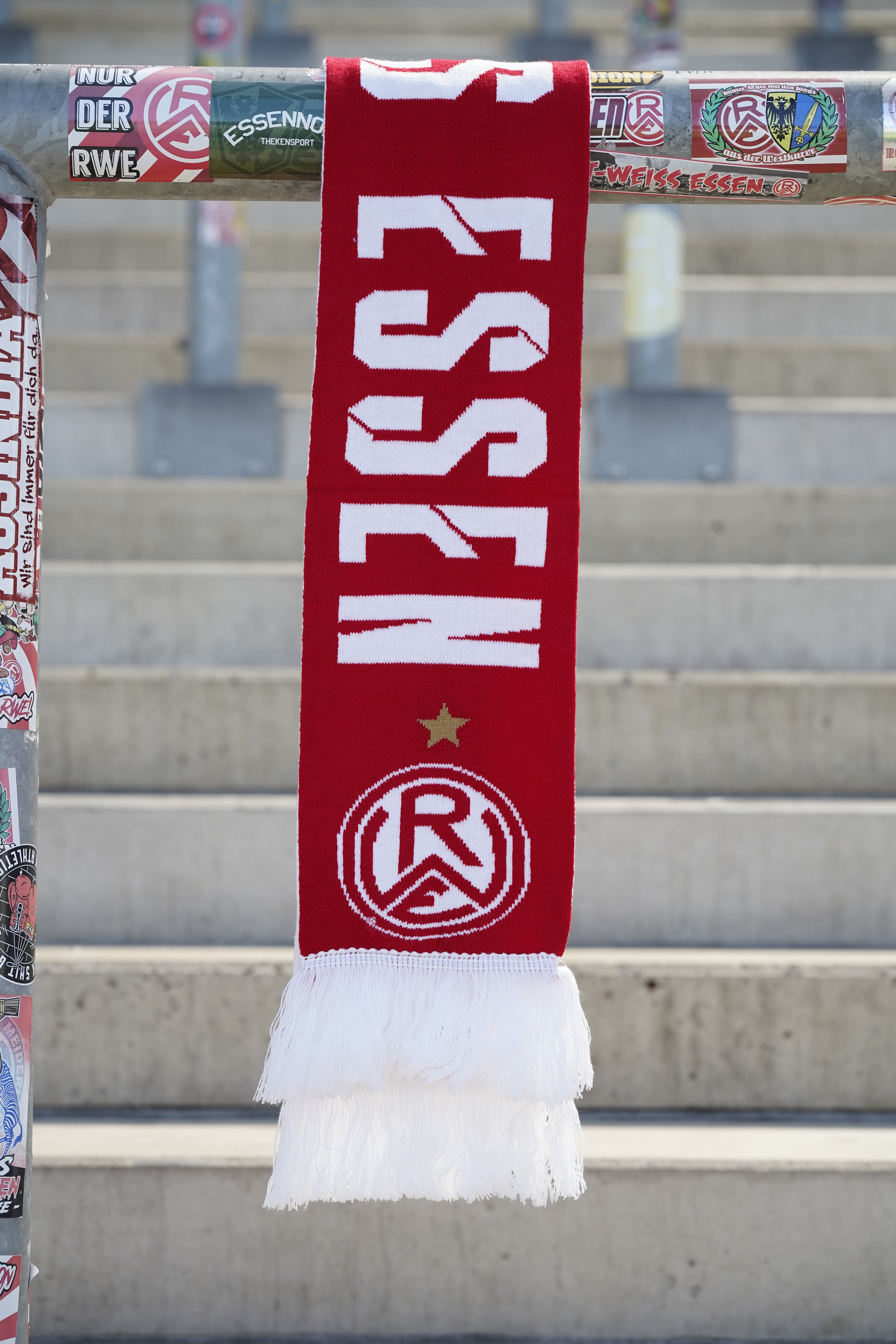 Schal Rot-Weiss Essen