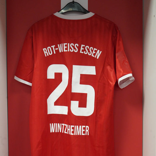 Sondertrikot „70 Jahre DM“ | vs. Rostock 24/25 | Manuel Wintzheimer